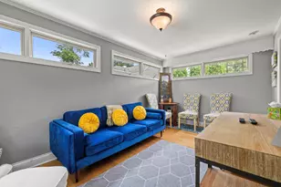 415 S Lake Shore Dr, Lake Geneva, WI 53147 - Photo 12