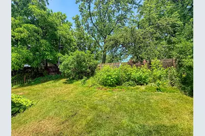 1228  Lakeview Ave, South Milwaukee, WI 53172 - Photo 24