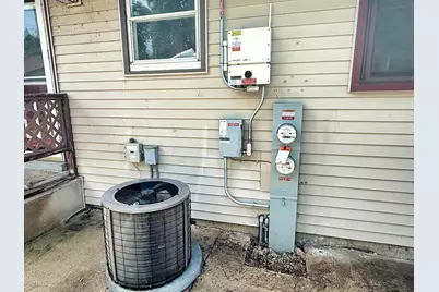 1228  Lakeview Ave, South Milwaukee, WI 53172 - Photo 22