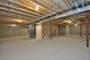 621 Standing Stone Dr, Waukesha, WI 53189 - Photo 32