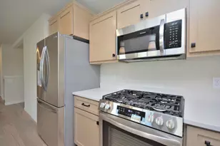 621 Standing Stone Dr, Waukesha, WI 53189 - Photo 18