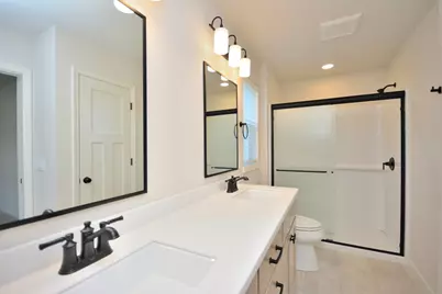 621  Standing Stone Dr, Waukesha, WI 53189 - Photo 24