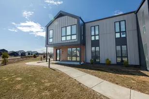 9378 S Alder Pl, Oak Creek, WI 53154 - Photo 16