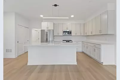 9378 S Alder Pl #104, Oak Creek, WI 53154 - Photo 2