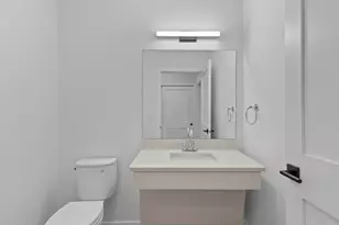 9378 S Alder Pl, Oak Creek, WI 53154 - Photo 6