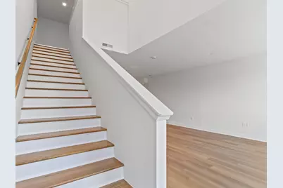 4163 E Hemlock Dr #106, Oak Creek, WI 53154 - Photo 8