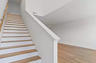 4163 E Hemlock Dr, Oak Creek, WI 53154 - Photo 8