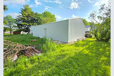 406 S College Ave, Fox Lake, WI 53933 - Photo 4