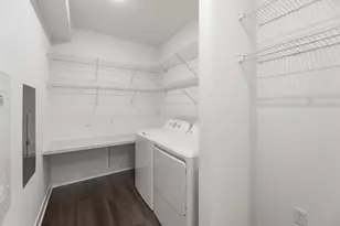 8852 S Jackjay Dr, Oak Creek, WI 53154 - Photo 24