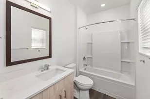 8852 S Jackjay Dr, Oak Creek, WI 53154 - Photo 22