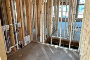 9938 Migratory Ln, Mequon, WI 53097 - Photo 4