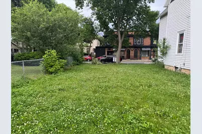 234 N 36th St, Milwaukee, WI 53208 - Photo 4