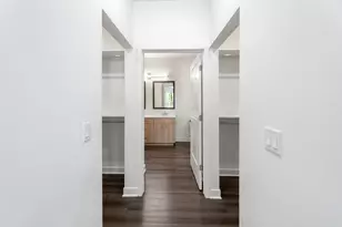 1811 W Wysteria Ln, Oak Creek, WI 53154 - Photo 20