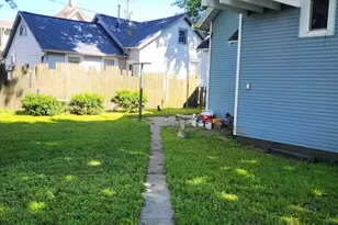 612 Buffalo St, Manitowoc, WI 54220 - Photo 4