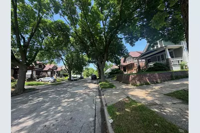 2401 N 53rd St, Milwaukee, WI 53210 - Photo 2