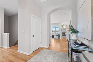 1620 Belmont Ln, Oconomowoc, WI 53066 - Photo 12