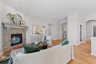 1620 Belmont Ln, Oconomowoc, WI 53066 - Photo 8