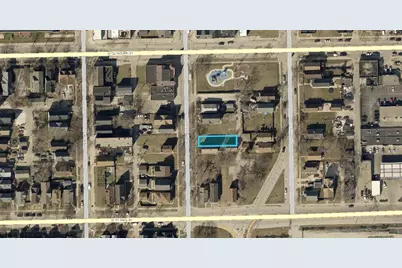 424 N 29th St, Milwaukee, WI 53208 - Photo 1