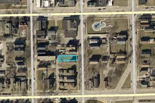 425 N 29th St, Milwaukee, WI 53208 - Photo 1