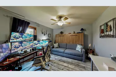 615  Fairway Cir, Jefferson, WI 53549 - Photo 46