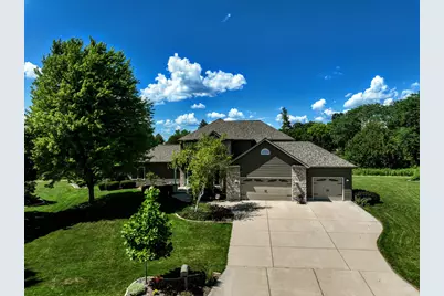 615  Fairway Cir, Jefferson, WI 53549 - Photo 1