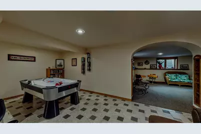 615  Fairway Cir, Jefferson, WI 53549 - Photo 60