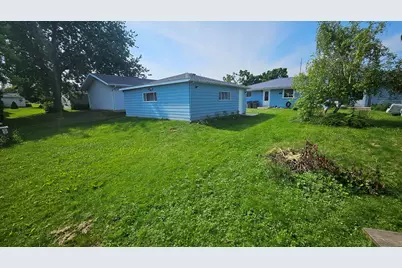 1319  Greenfield Ave, Sheboygan, WI 53081 - Photo 4