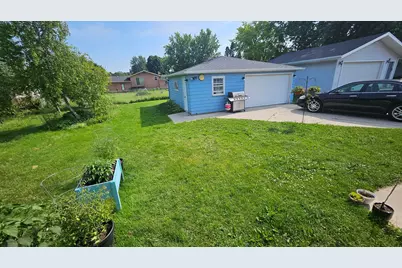 1319  Greenfield Ave, Sheboygan, WI 53081 - Photo 6