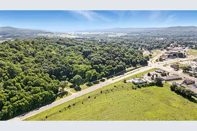 809  Holmen Dr, Holmen, WI 54636 - Photo 12