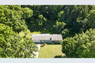 809  Holmen Dr, Holmen, WI 54636 - Photo 6