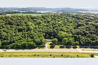 809  Holmen Dr, Holmen, WI 54636 - Photo 10