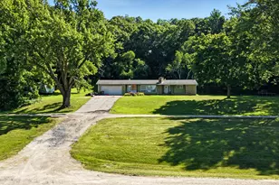 809 Holmen Dr, Holmen, WI 54636 - Photo 4