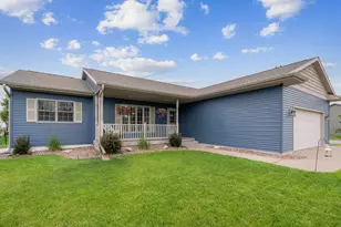 901 Winchester Ln, Holmen, WI 54636 - Photo 1