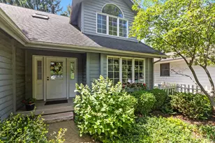 1554 Orchard Ln, Lake Geneva, WI 53147 - Photo 6