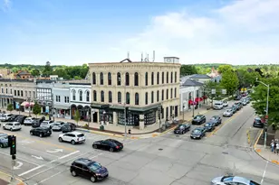 703 W Main St, Lake Geneva, WI 53147 - Photo 1