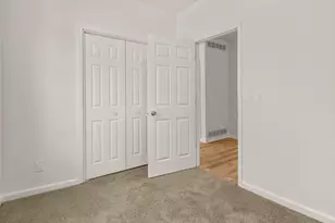 2941 N Dr William Finlayson St, Milwaukee, WI 53212 - Photo 32