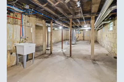 2941 N Dr William Finlayson St, Milwaukee, WI 53212 - Photo 34