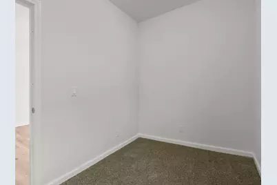 2941 N Dr William Finlayson St, Milwaukee, WI 53212 - Photo 26