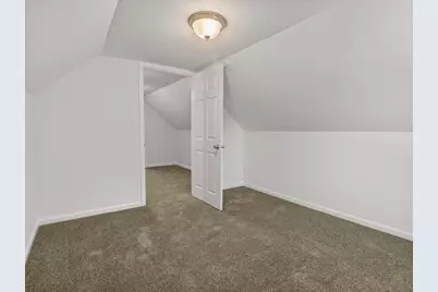 2941 N Dr William Finlayson St, Milwaukee, WI 53212 - Photo 14