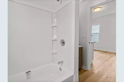 2941 N Dr William Finlayson St, Milwaukee, WI 53212 - Photo 20