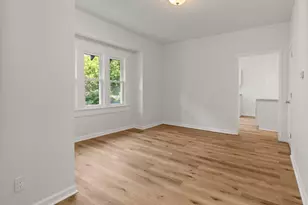 2941 N Dr William Finlayson St, Milwaukee, WI 53212 - Photo 28