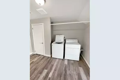 33  7th St, Fond du Lac, WI 54935 - Photo 8