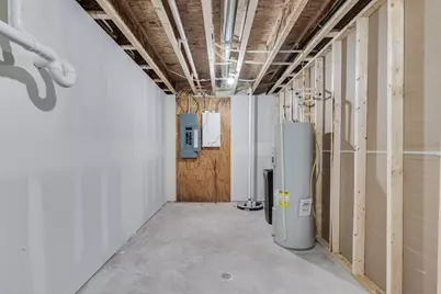 4060  Brooke Elizabeth Dr, Onalaska, WI 54650 - Photo 32