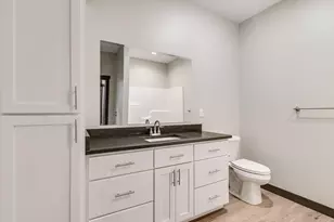 4060 Brooke Elizabeth Dr, Onalaska, WI 54650 - Photo 8