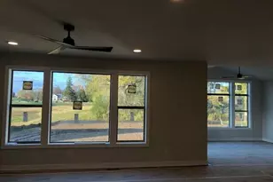 N119W14982 Ivy Ln, Germantown, WI 53022 - Photo 4