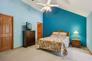 W203N16184 Pin Oak Cir, Jackson, WI 53037 - Photo 26