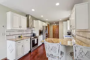 W203N16184 Pin Oak Cir, Jackson, WI 53037 - Photo 12