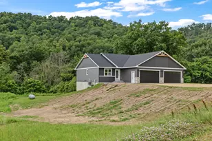 S1546 Shawnee Dr, Alma, WI 54610 - Photo 2