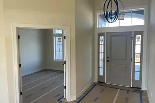 W221N4564 Timber Ct, Pewaukee, WI 53072 - Photo 2