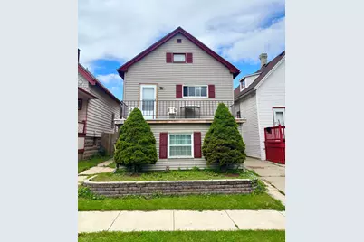 2423 S 5th St, Milwaukee, WI 53207 - Photo 2